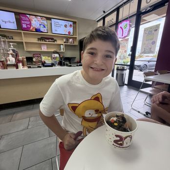 Yogurtland - Ice Cream & Frozen Yogurt Near Me - Las Vegas, Nevada Yogurtland - Ice Cream & Frozen Yogurt Near Me - Las Vegas, Nevada