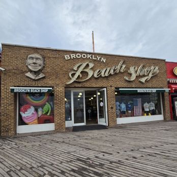 Brooklyn Beach Shop - Women's Clothing Near Me - Coney Island, New York