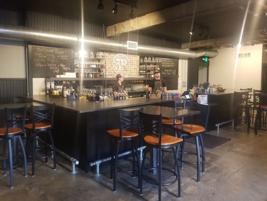 5Rocks Distilling Co. by null