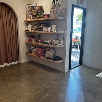 Swirl Boutique - Women's Clothing Near Me - San Clemente, California Swirl Boutique - Women's Clothing Near Me - San Clemente, California