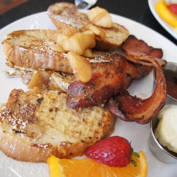 Emma's Country Kitchen - Memories of the farm French Toast $12 - Breakfast & Brunch Near Me - Toronto, Ontario