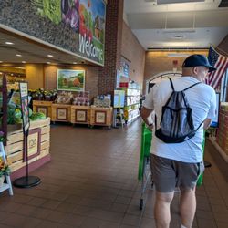 Wegmans - Entrance