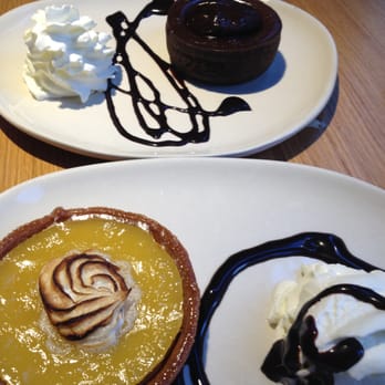 MasQmenos - MMmmm molten chocolate cake and a lemon meringue pie - Spanish Near Me - Valencia, V MasQmenos - MMmmm molten chocolate cake and a lemon meringue pie - Spanish Near Me - Valencia, V