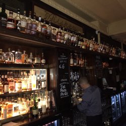 Bowes Whiskey Bar - INCREDIBLE selection of whisky
