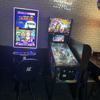 Lancaster's Lounge - Lounges Near Me - Lincoln, Nebraska