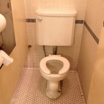 Pilothouse Restaurant - Lady toilet - New American Near Me - Sacramento, California