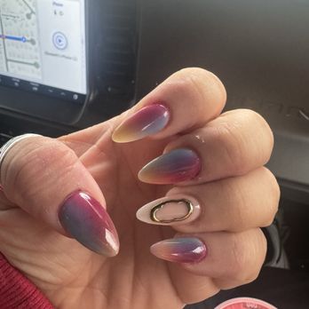 M Vince Nail Spa - Nail Salons Near Me - Houston, Texas