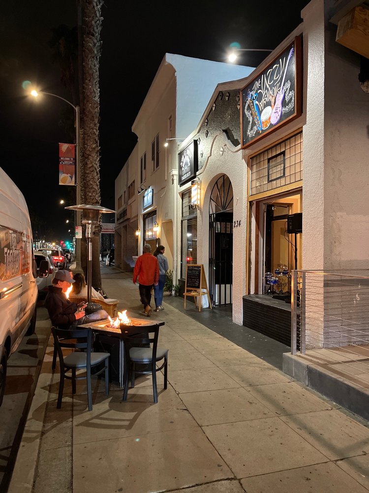 THE JAZZY WISHBONE Updated September 2024 61 Photos & 56 Reviews 234 S Coast Hwy