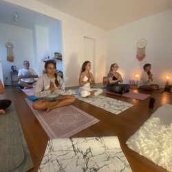 Atma Yoga & Healing Arts - Reiki class