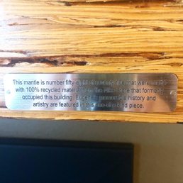 Mantle made from recycled material from the Nike store.