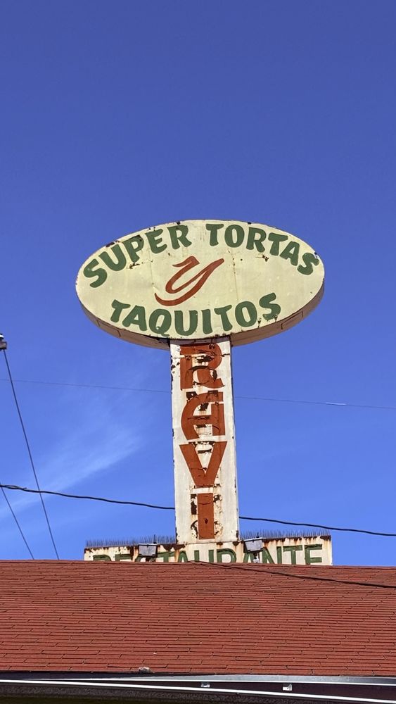 Taquitos Ravi Restaurant