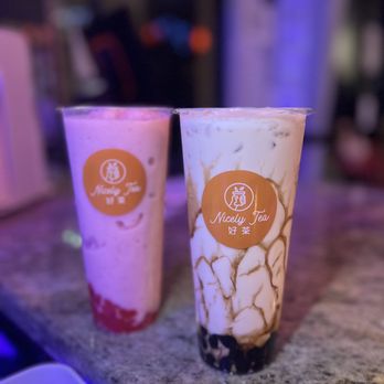 Mulan Nicely Tea - Strawberry smoothie with strawberry jelly and dirty milk with bubble. - Bubble Tea Near Me - Germantown, Tennessee