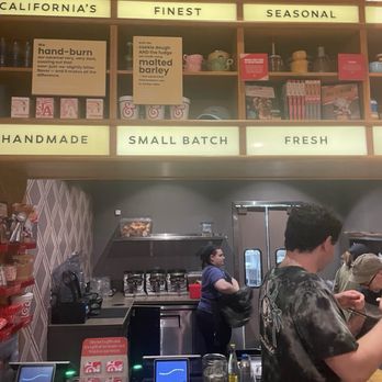 Salt & Straw - Don't worry the price I got you - Ice Cream & Frozen Yogurt Near Me - Pasadena, California Salt & Straw - Don't worry the price I got you - Ice Cream & Frozen Yogurt Near Me - Pasadena, California