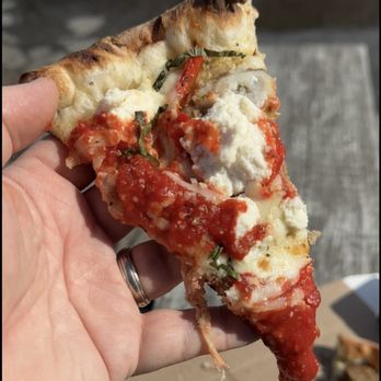 Brick & Basil Wood Fired Pizza - Slice of Mama Mia - Food Trucks Near Me - Yantic, Connecticut