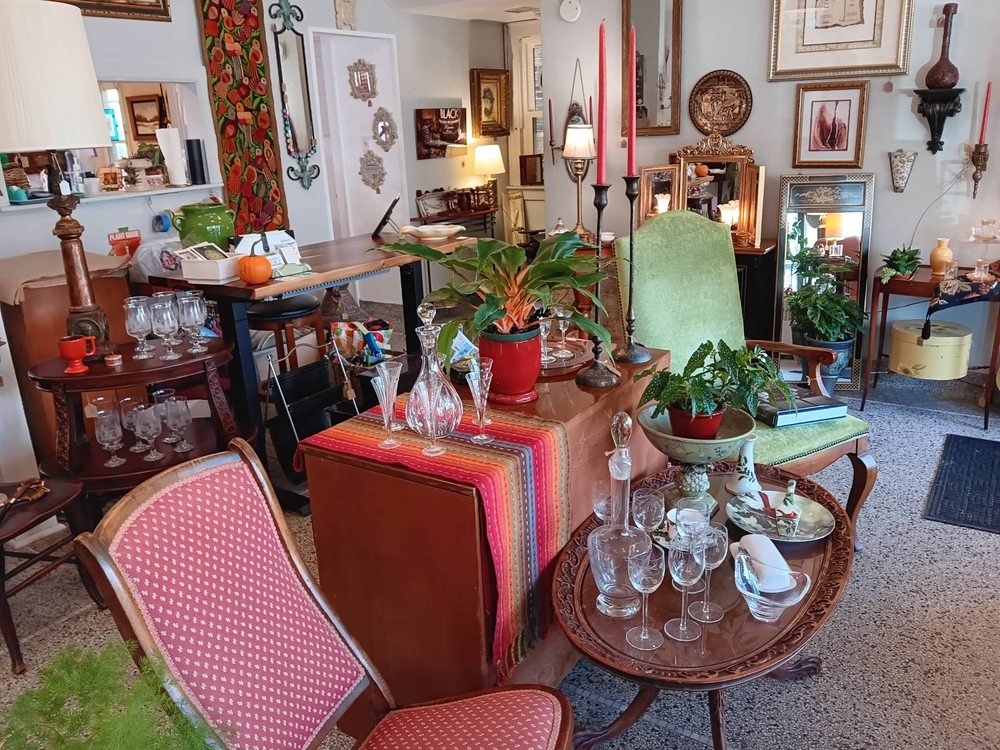 MKE PLANTS & VINTAGE GOODS Updated May 2024 15 Photos 4451 No