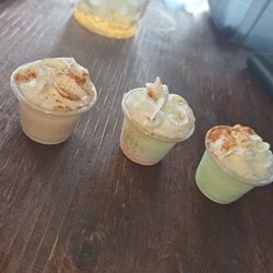 Ecuarican - House shots