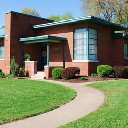 Brookside Family Dental - View of the office from Wornall road.