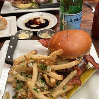 Cafe Cruz - Animal style burger - Seafood Near Me - Soquel, California