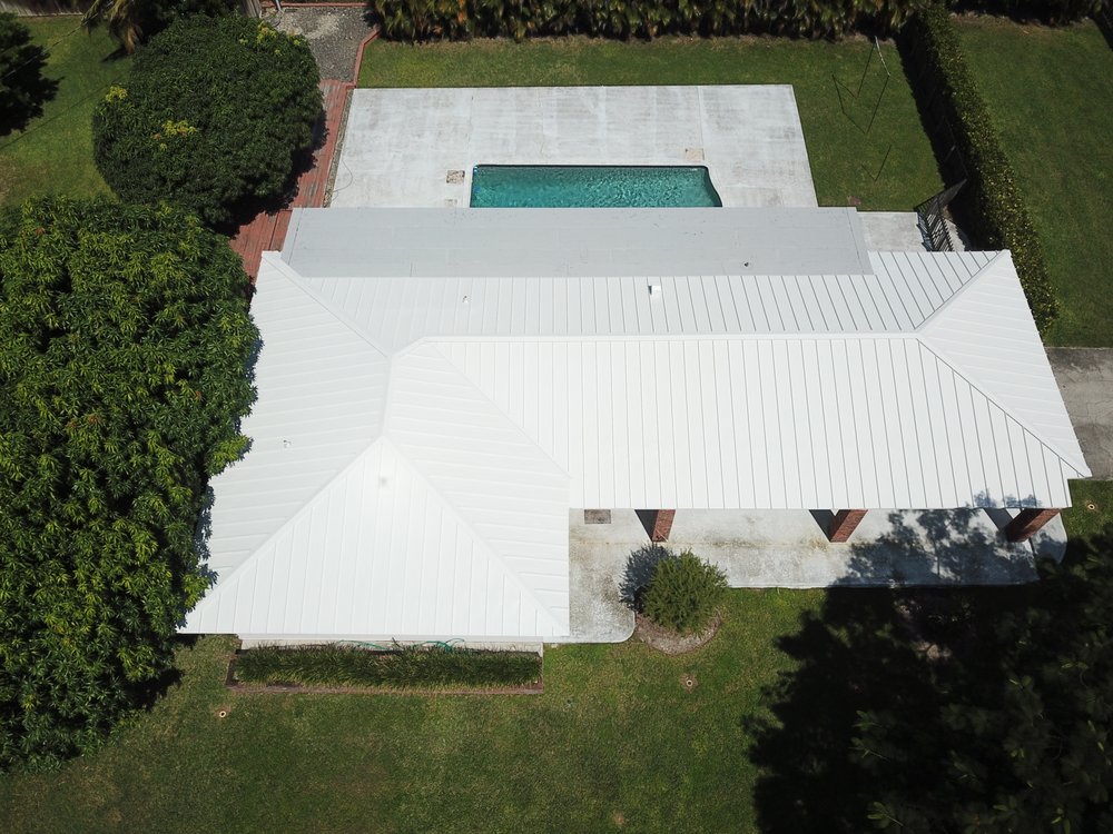 Slide of Bob Hilson & Company