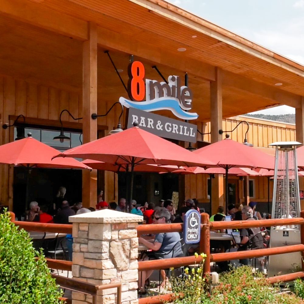 8 Mile Grill and Bar Logo