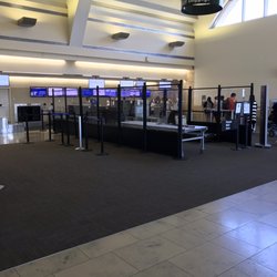 Air Canada - Check-In Counters