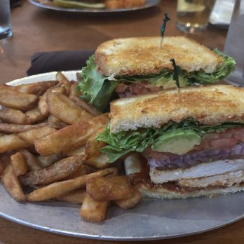 Brick's - New American Near Me - Placerville, California