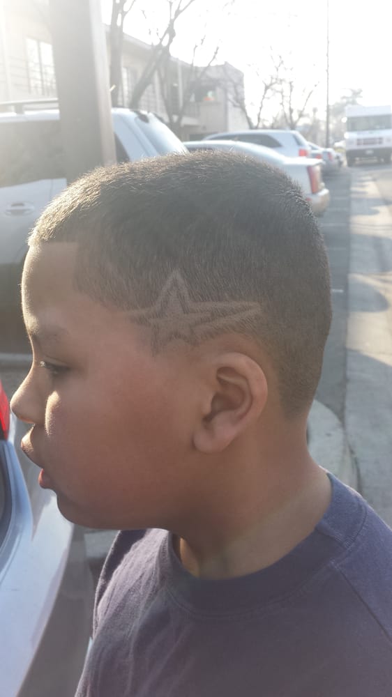 ICONS BARBER & SHAVE 609 W Murray Ave, Visalia, California Barbers