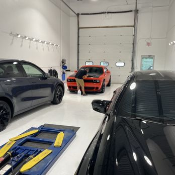 Dirty Details - Very clean and well maintained shop space. - Auto Detailing Near Me - Virginia Beach, Virginia Dirty Details - Very clean and well maintained shop space. - Auto Detailing Near Me - Virginia Beach, Virginia