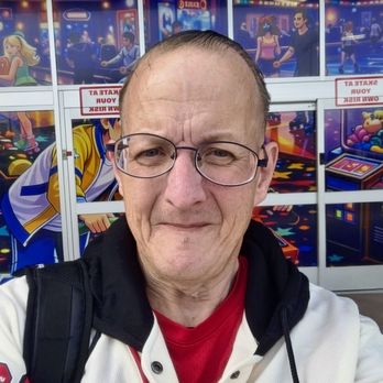 Arcade Monsters - Me jn front of Arcade Monsters - Arcades Near Me - Murrieta, California