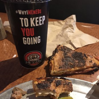 Me-n-Ed's Pizzeria - Pizza Near Me - Oakhurst, California