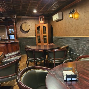 Fallston Barrel House - Private Dining Room - Wine Bars Near Me - Fallston, Maryland