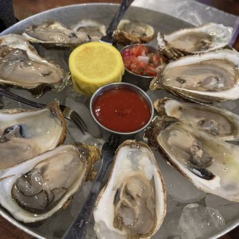 19 Raw - Oysters - Seafood Near Me - Edgartown, Massachusetts