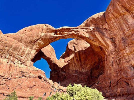 Double Arch by null