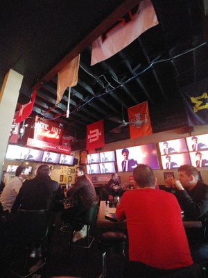 Michael's Original Pizzeria & Tavern by null