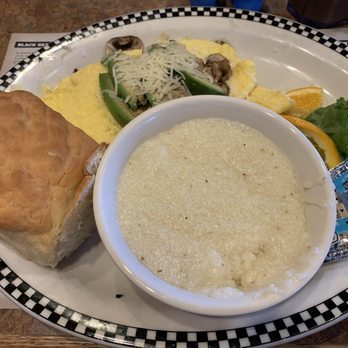Black Bear Diner Glendale - California Omelette with biscuits and grits. - American Near Me - Glendale, Arizona