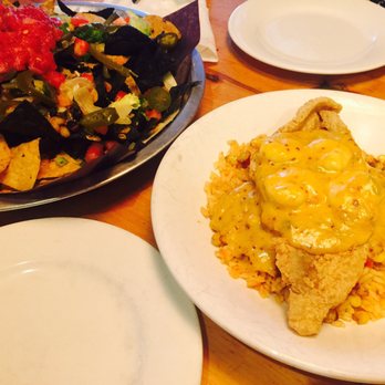Thirsty Cactus Cantina & Grill - two plates of mexican food - Mexican Near Me - Dundas, Ontario Thirsty Cactus Cantina & Grill - two plates of mexican food - Mexican Near Me - Dundas, Ontario