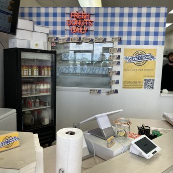 Dixie Cream Donuts - Pay here - Donuts Near Me - West Palm Beach, Florida