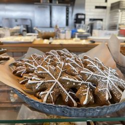 The Cow Path Bakery - Beautiful Holiday Cookies @ The Cow Path Bakery.