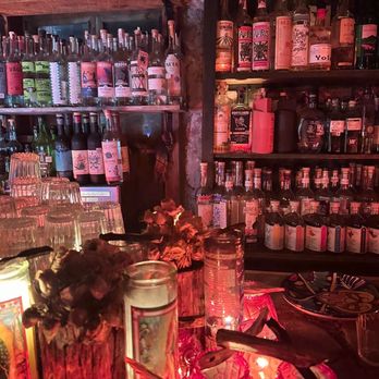 Mezcalería Tobalá - Cocktail Bars Near Me - Austin, Texas Mezcalería Tobalá - Cocktail Bars Near Me - Austin, Texas