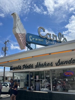 Carl's Frozen Custard by null