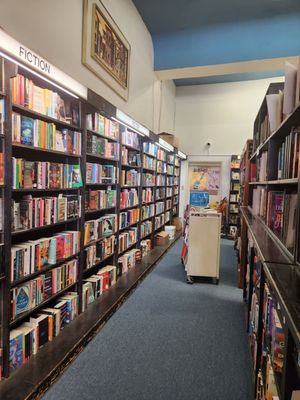 Small World Books by null