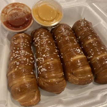 Downtown Olly's - Pretzel Breadsticks (small sauce portions) - American Near Me - Indianapolis, Indiana