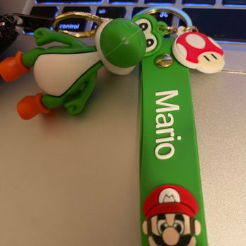 Claw Daddy Arcades  - Mario character keychain - Arcades Near Me - Montebello, California