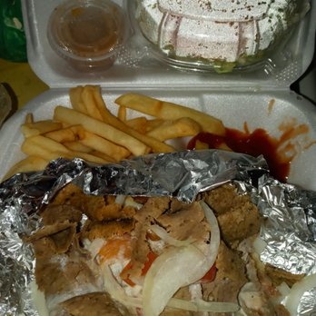 Pete's Red Hot's - Gyro dinner - Hot Dogs Near Me - Oak Park, Illinois