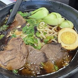 Dumpling U - Spicy beef noodles