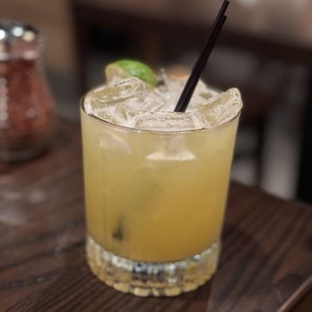 The Oak House - Wine Bars Near Me - Oradell, New Jersey