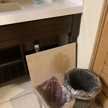 Pacific Terrace Hotel - Our bathroom decor after the leak engineering. - San Diego, CA