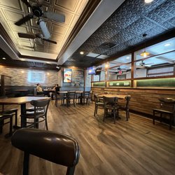 The Crooked Spoon Gastropub - Seating area