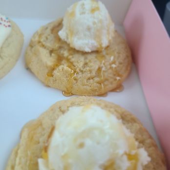 Crumbl - Menifee - Bakeries Near Me - Menifee, California Crumbl - Menifee - Bakeries Near Me - Menifee, California