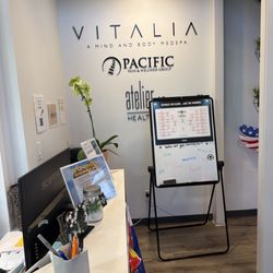 Pacific Pain & Wellness Group - Entrance